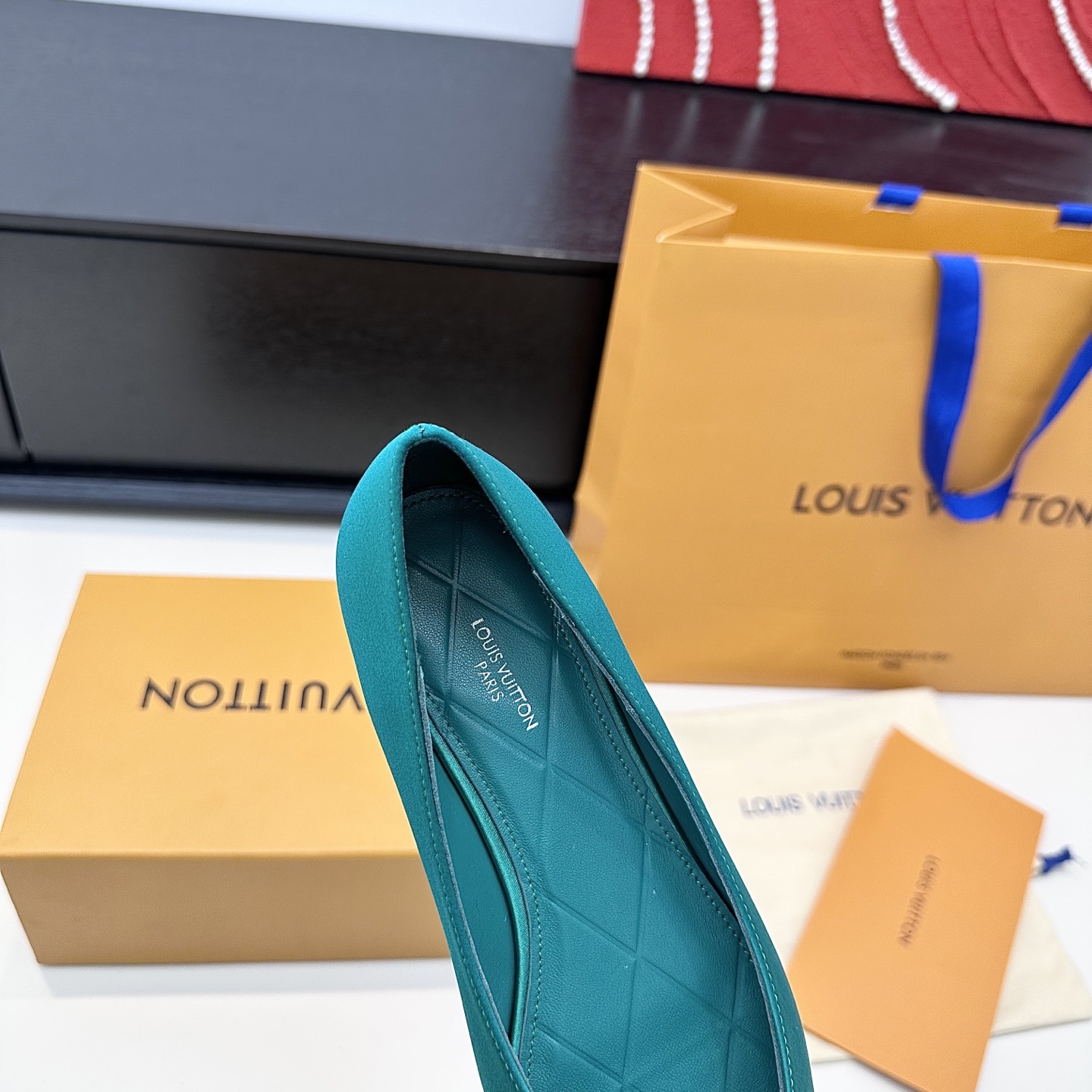 Women's high heels